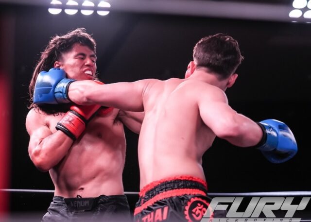 @connermcclure_  @furyfighting 
Fury kickboxing 1